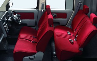 �L���[�u����