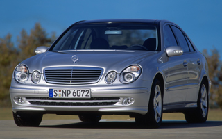 Mercedes-Benz E-Class(3rd) Photo