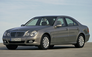 Mercedes-Benz E-Class(3rd) Photo